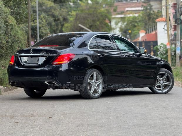Mercedes-Benz C200 2018 Black
