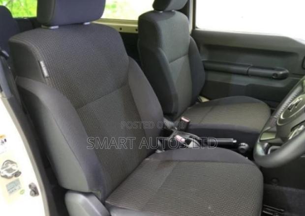Suzuki Jimny 2018 Beige