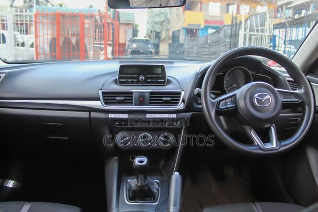 Mazda Axela 2018 White
