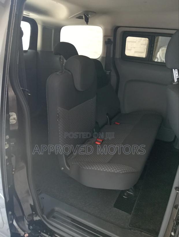 Nissan NV200 2018 Black