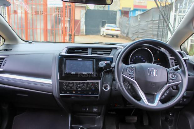 Honda Fit 2018 Silver