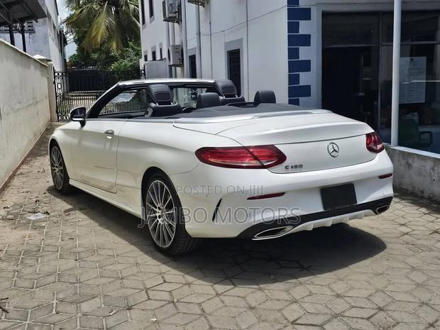 Mercedes-Benz C180 2018 White