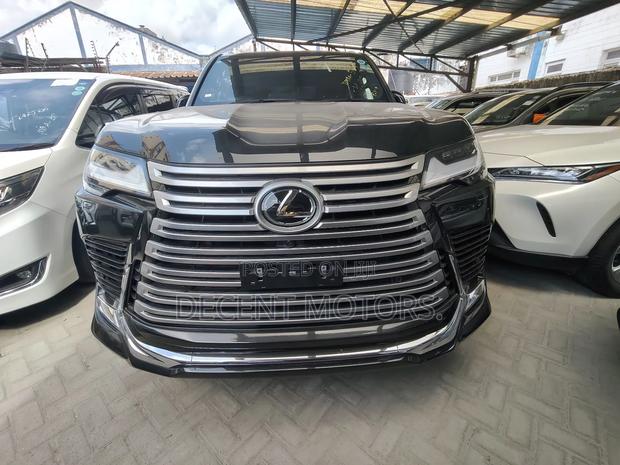 Lexus LX 600 2022 Black