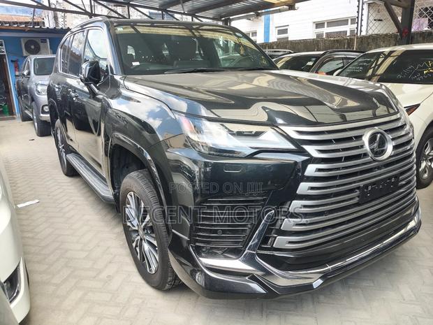 Lexus LX 600 2022 Black