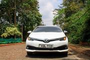 Toyota Auris 2016 White for sale