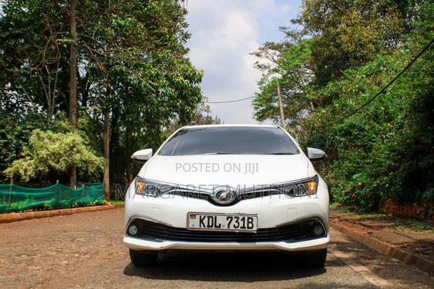 Toyota Auris 2016 White