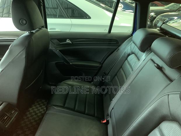Volkswagen Golf R 4-Door w/DCC & Navigation 2018 Blue