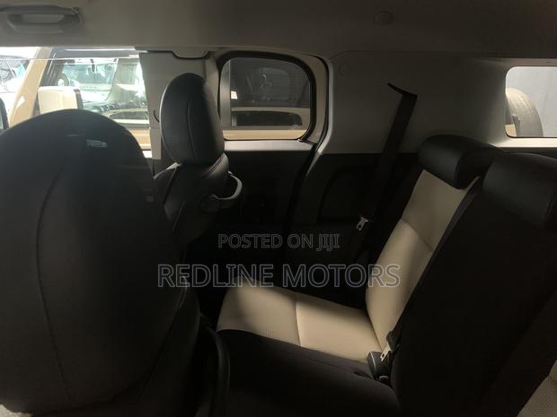 Toyota FJ Cruiser 2018 Beige