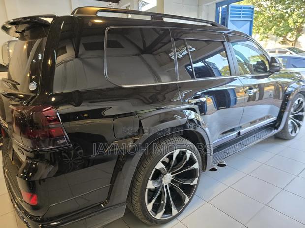 Toyota Land Cruiser 2019