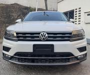 Volkswagen Tiguan 2018 White for sale