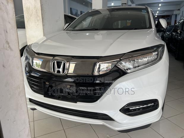 Honda Vezel 2019 White