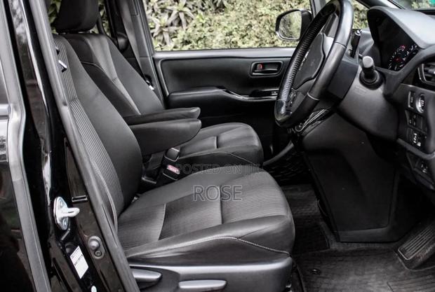 Toyota Voxy 2018 Black