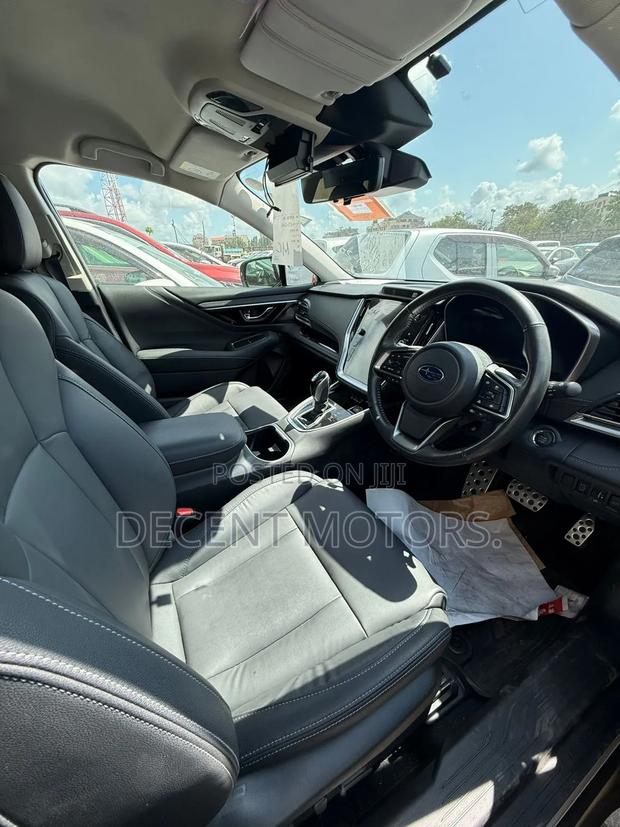 Subaru Outback 2023 Gray
