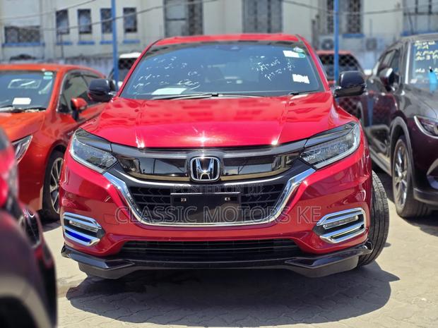 Honda Vezel 1.5 2WD 172 hp 2019 Red