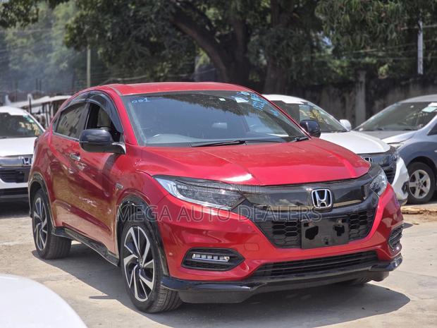 Honda Vezel 2018 Red