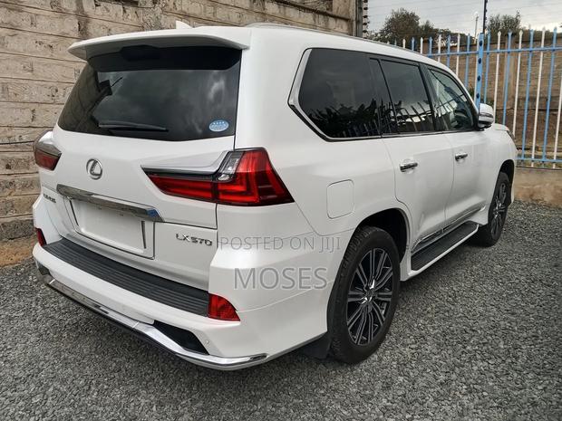 Lexus LX 2019 White