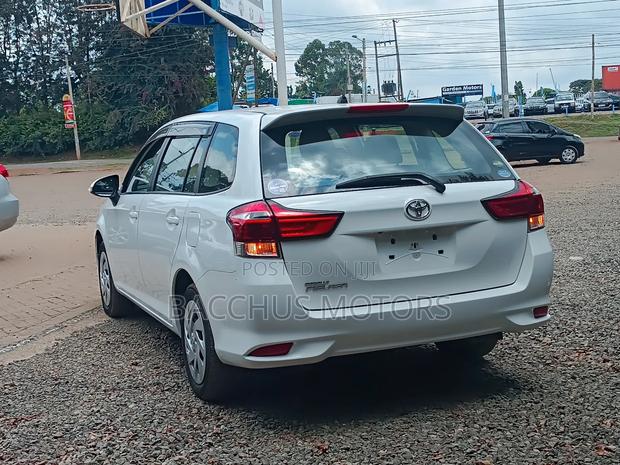 Toyota Corolla Fielder 1.5 Petrol FWD 2018 White