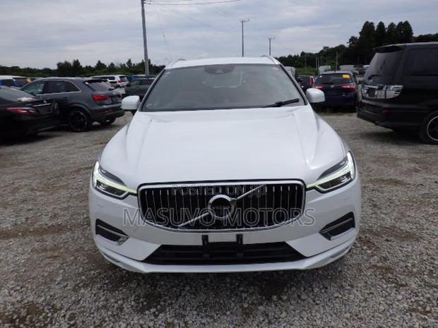 Volvo XC60 T5 Inscription AWD 2018 White