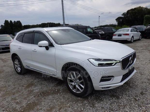 Volvo XC60 T5 Inscription AWD 2018 White
