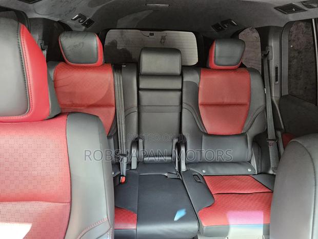 Toyota Land Cruiser 3.3 Diesel 4WD 2022 Silver
