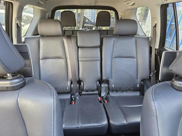 Toyota Land Cruiser Prado 2.8 2020 Black