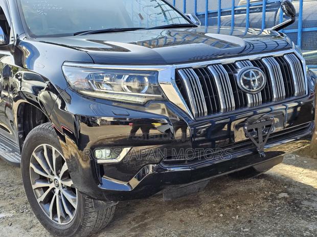 Toyota Land Cruiser Prado 2.8 2020 Black