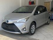 Toyota Vitz 2018 Silver for sale