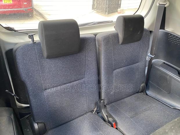Toyota Sienta 2018 White