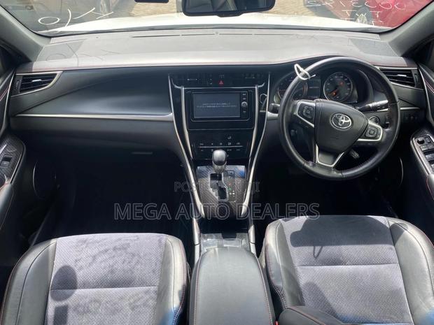 Toyota Harrier 2018 White