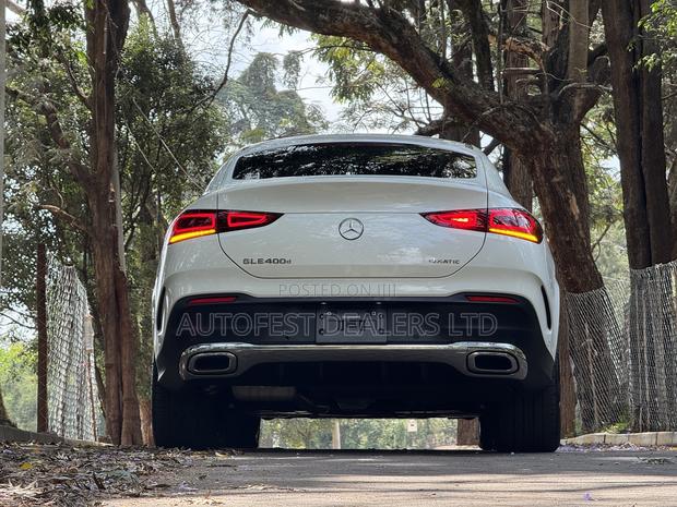Mercedes-Benz GLE-Class GLE 400d 4MATIC 2020 White