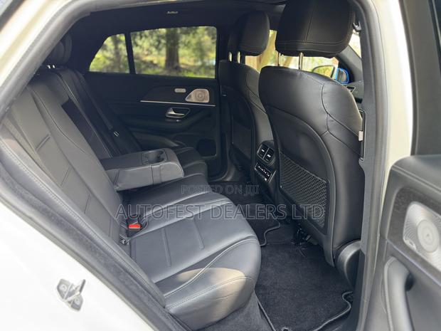 Mercedes-Benz GLE-Class GLE 400d 4MATIC 2020 White