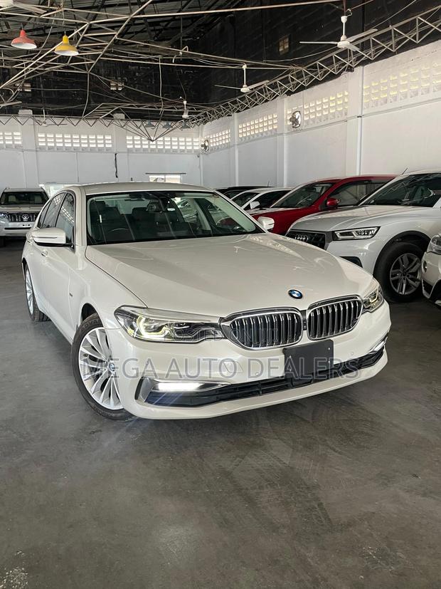 BMW 528i 2018 White