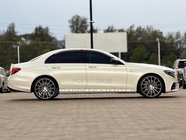 Mercedes-Benz E43 AMG 3.0 AWD 2017 White