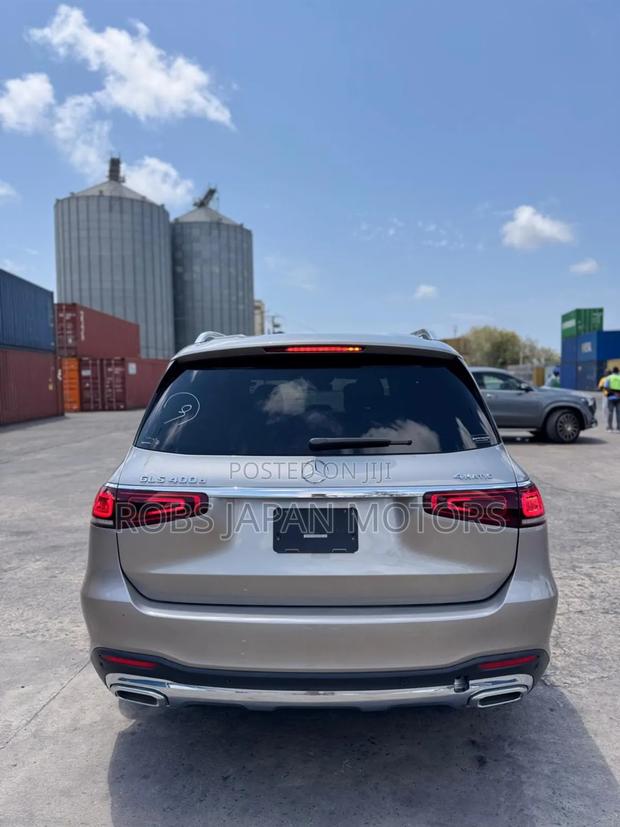 Mercedes-Benz GLS-Class 2021 Gold