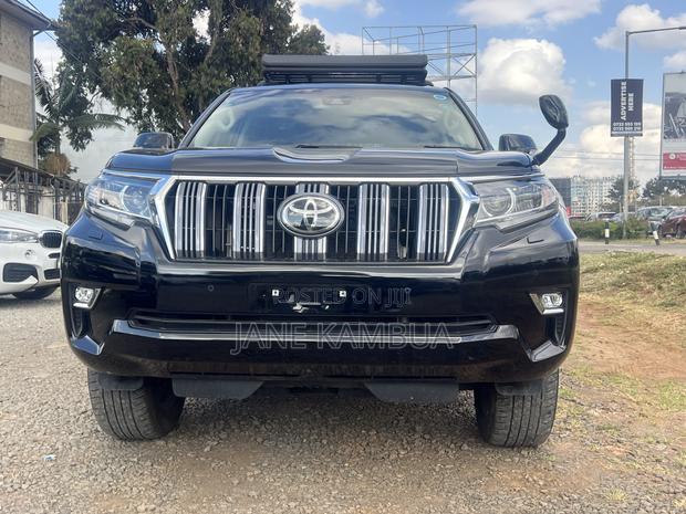 Toyota Land Cruiser Prado 2.7 2019 Matt Black