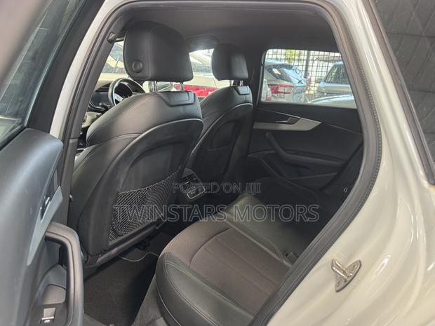 Audi A4 2.0T Premium AWD quattro 2018 White