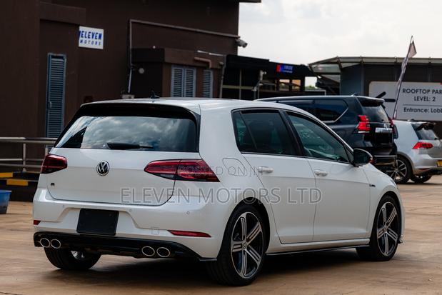 Volkswagen Golf R 4-Door w/DCC & Navigation 2018 Pearl