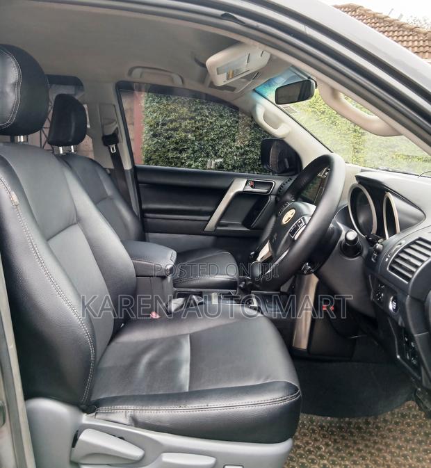 Toyota Land Cruiser Prado 3.0 TD 2010 Gray