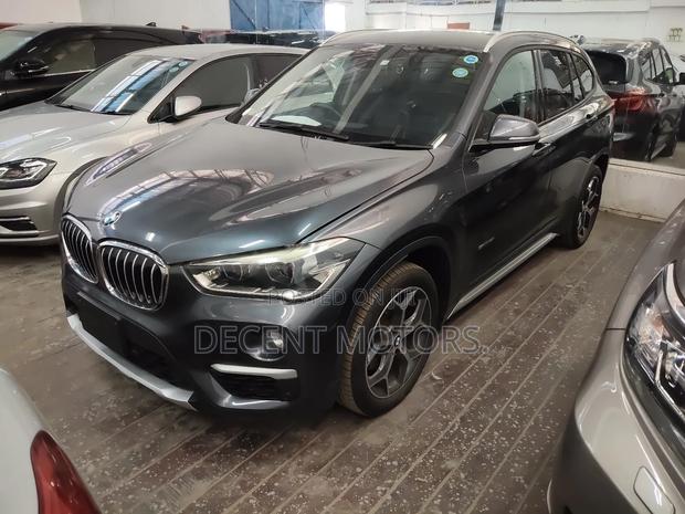 BMW X1 sDrive28i FWD 2018 Gray