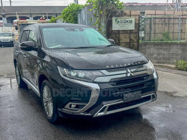 Mitsubishi Outlander 2.4 PHEV AWD 2018 Black
