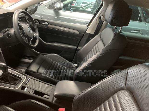 Volkswagen Passat 2018 Black