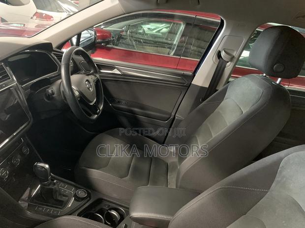 Volkswagen Tiguan 2.0T SEL FWD 2018 Blue