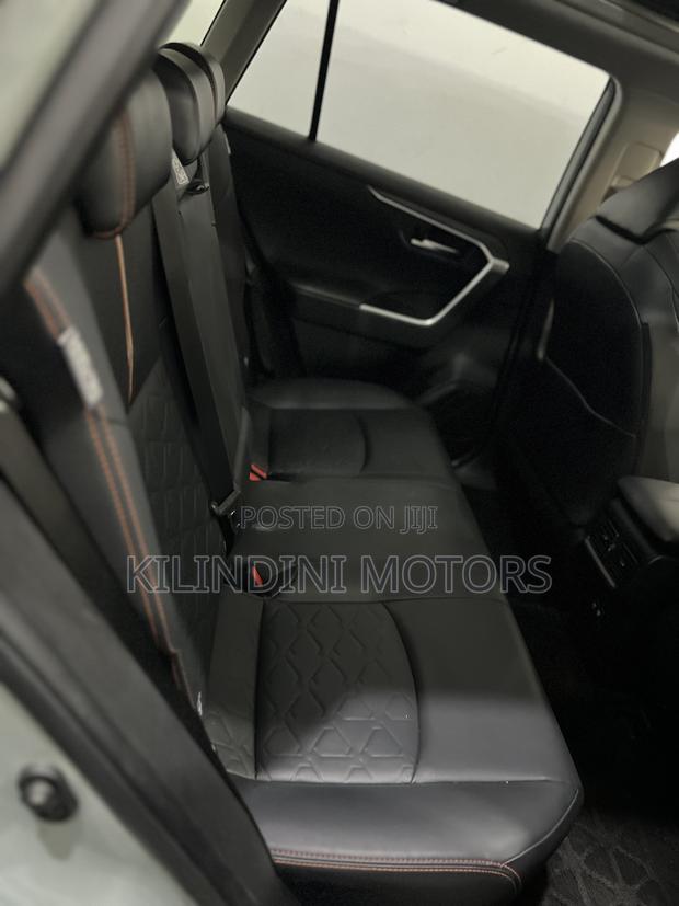Toyota RAV4 2019 Green