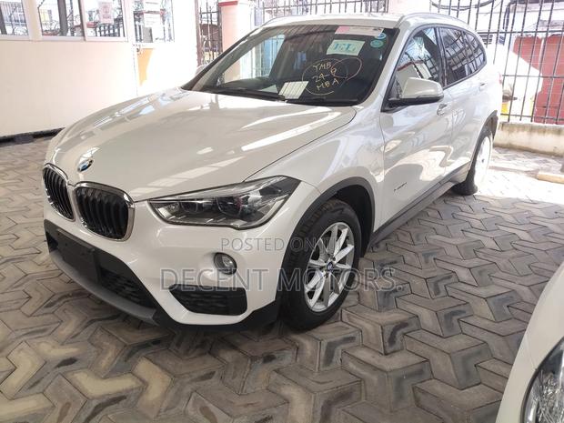 BMW X1 xDrive28i AWD 2018 White