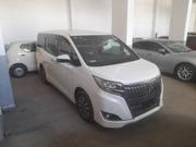 Toyota Esquire 2018 White for sale