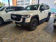 New Toyota Land Cruiser LC300 2023 White for sale