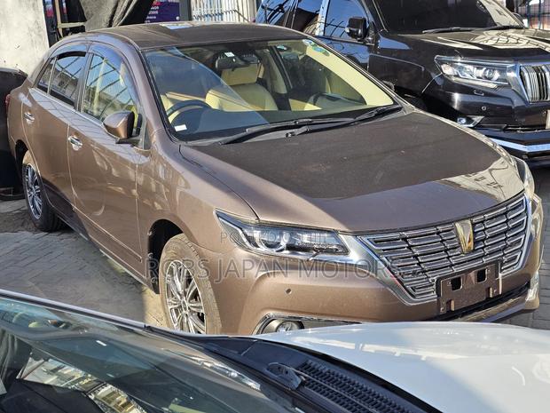 Toyota Premio 1.8 FWD 2018 Brown
