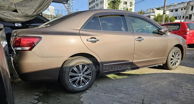Toyota Premio 1.8 FWD 2018 Brown
