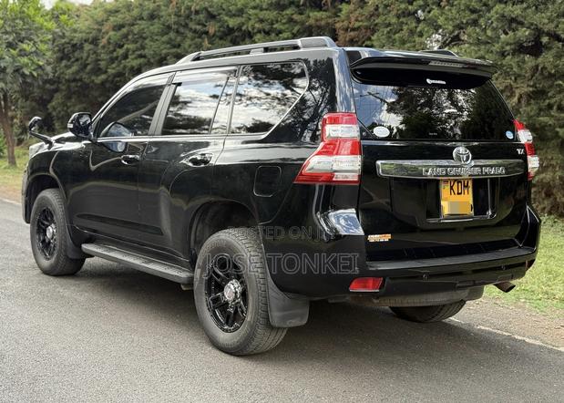 Toyota Land Cruiser Prado 2.7 2017 Black