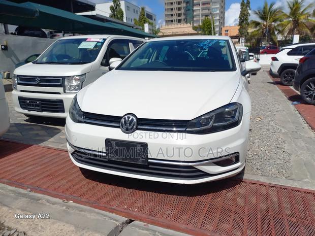 Volkswagen Golf 1.4T S FWD 2019 White
